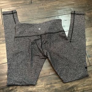 Lululemon Wunder Under Tights Leggings 
Heathered Herringbone Black Size 2